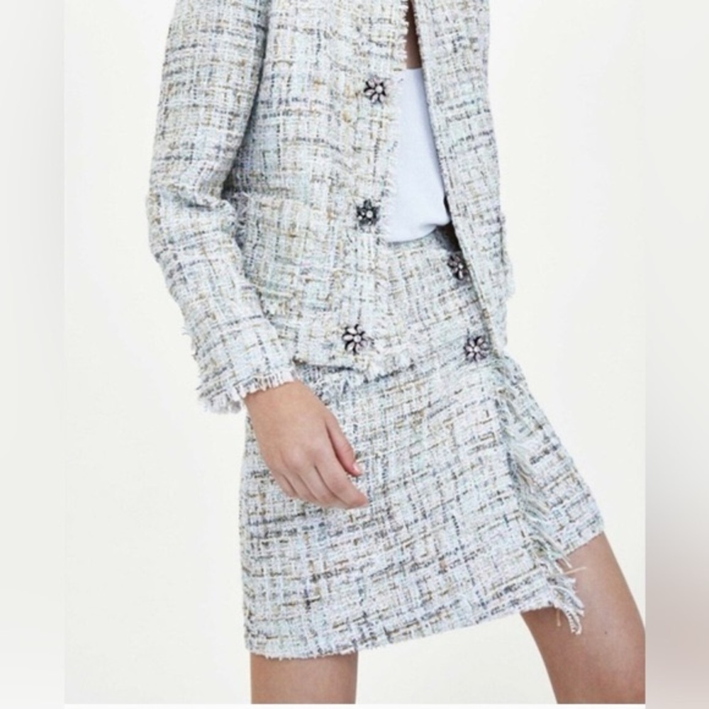 NWOT Zara Tweed Jacket With Crystal Button Size XS  3046/027/330